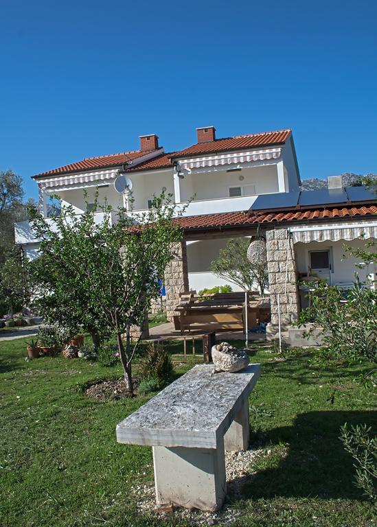 Apartments Punta Seline Ruang foto